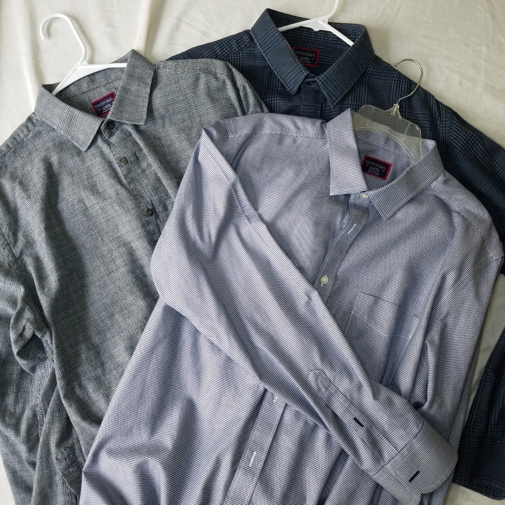3 Untuckit XL button down shirts